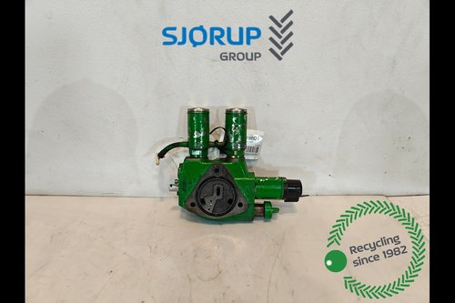 salg af John Deere 6900 Remote control valve
