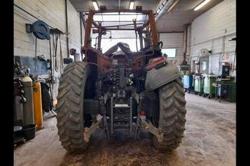 salg af Valtra N134 traktor