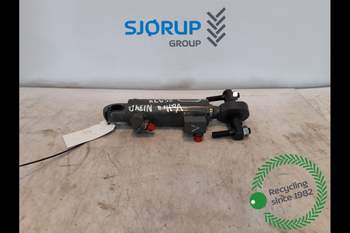Hydraulisk Cylinder Valtra N134 