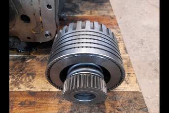 salg af Baktransmission Valtra N134 