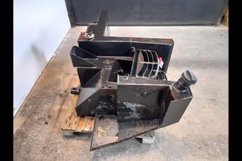 salg af Bränsletank Valtra N134 