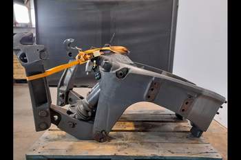 salg af Frontlyftar Valtra N134 