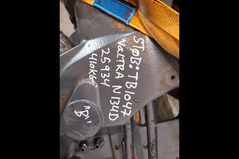 salg af Frontlyftar Valtra N134 