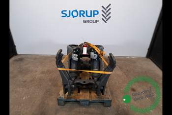 Frontlyftar Valtra N134 