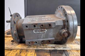 salg af Bakaxlar Valtra N134 HÖGER