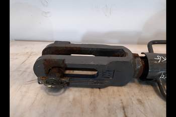 salg af Liftspindel Valtra N134 HÖGER