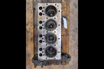 salg af Begagnade shortblock Valtra N134 