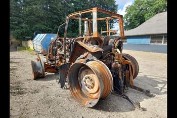 salg af Case CVX195 traktor