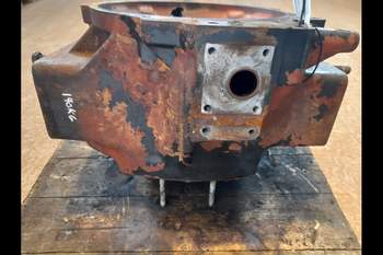 salg af Case CVX195  Transmission Housing