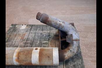 salg af Case CVX195  Exhaust System