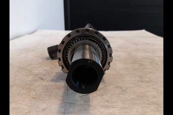 salg af John Deere 6215R  Rear Transmission Parts