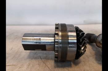 salg af John Deere 6215R  Rear Transmission Parts