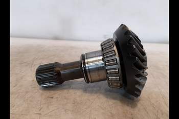 salg af John Deere 6215R  Rear Transmission Parts