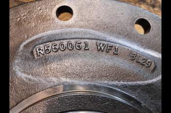 salg af John Deere 6215R  Differential, Rear Trransmission