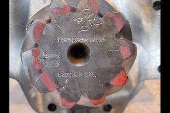 salg af John Deere 6215R  Differential, Rear Trransmission