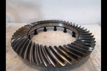 salg af John Deere 6215R  Differential, Rear Trransmission