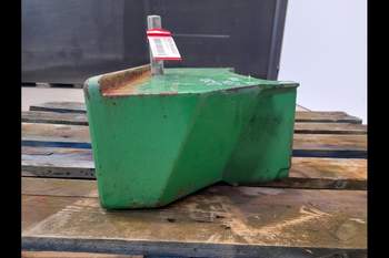 salg af John Deere 6215R  Weight