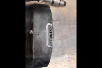salg af John Deere 6215R  Transferbox (4WD)