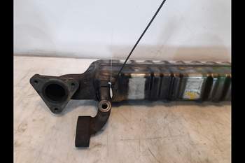 salg af John Deere 6215R  EGR Radiator