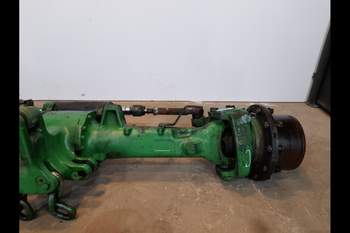 salg af John Deere 6215R  Front Axle
