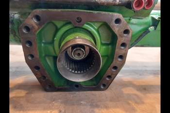 salg af John Deere 6215R  Front Axle