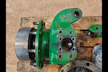 salg af Slutdrev John Deere 6215R Højre