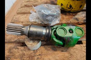 salg af Slutdrev John Deere 6215R Højre