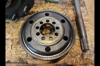 salg af Slutdrev John Deere 6215R Venstre