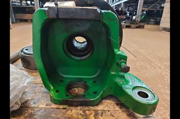 salg af Slutdrev John Deere 6215R Venstre