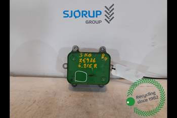 John Deere 6215R  Oil Cooler