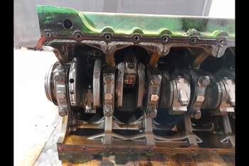 salg af John Deere 6215R  Shortblock