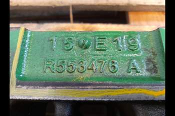 salg af John Deere 6215R  Cylinder Head