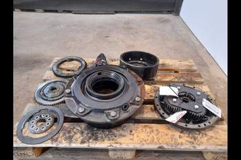 salg af Case Puma 240 RIGHT Front axle final drive