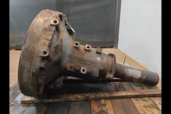 salg af Valtra S354 RIGHT Rear Half Axle