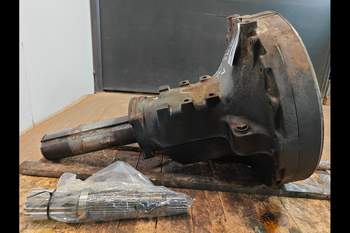 salg af Valtra S354 LEFT Rear Half Axle