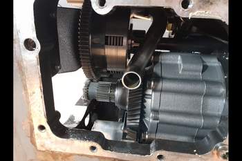 salg af Bagtøj Claas Axion 830