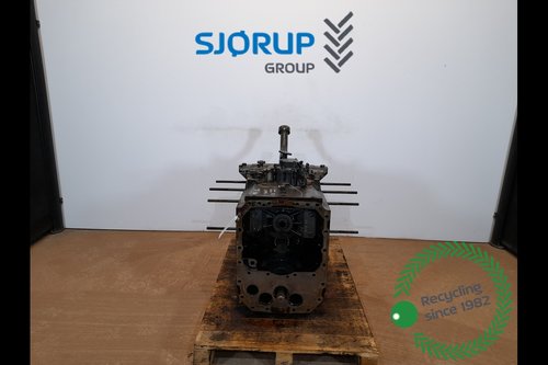 salg af Bagtøj Claas Axion 830