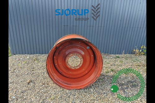 salg af Fælg Claas Axion 830 Bag Højre