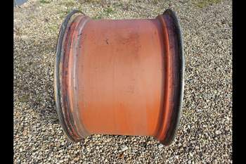 salg af Fælg Claas Axion 830 For Venstre