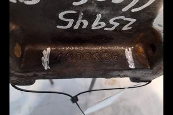 salg af Fjernudtagsventil Claas Axion 830