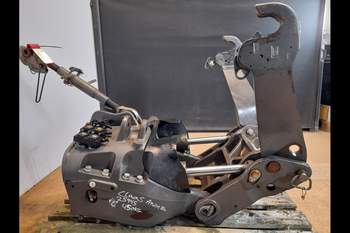 salg af Frontlift Claas Axion 830