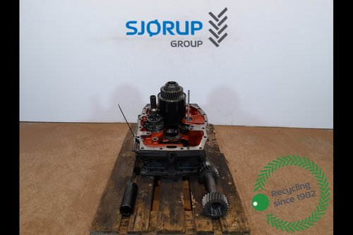 salg af Gearkasse Claas Axion 830