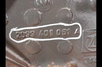 salg af Gearkassehus Claas Axion 830