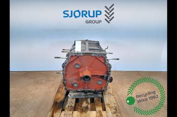 Gearkassehus Claas Axion 830