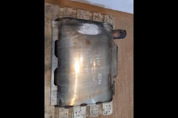 salg af Katalysator Claas Axion 830