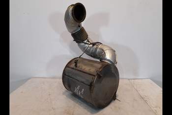 salg af Katalysator Claas Axion 830