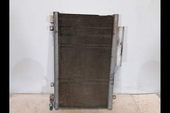 salg af Kondensor Claas Axion 830