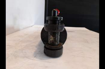 salg af Liftcylinder Claas Axion 830