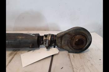 salg af Liftspindel Claas Axion 830 Højre