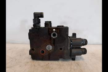 salg af Liftventil Claas Axion 830